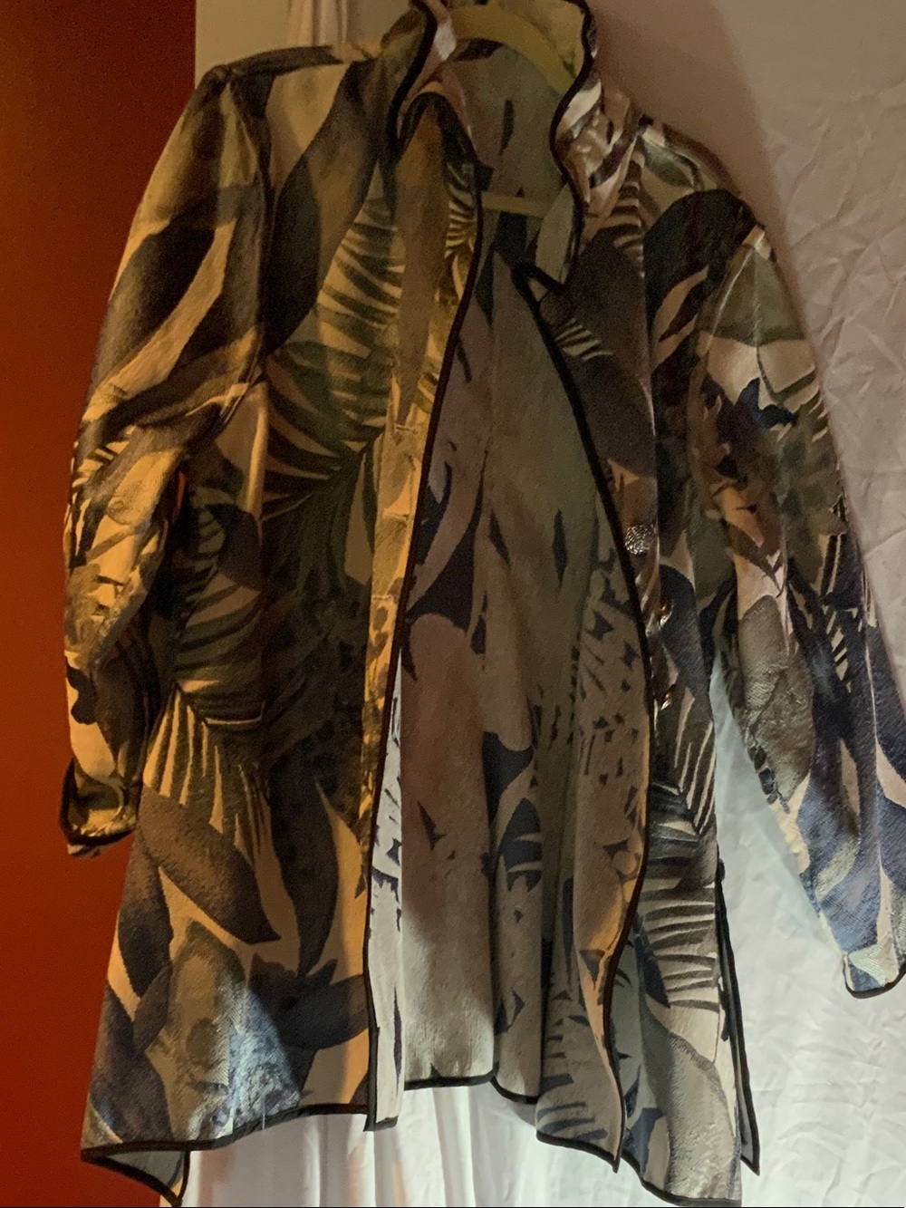 Joseph Ribkoff Green and Black Leaf-Print Open Front Jacket